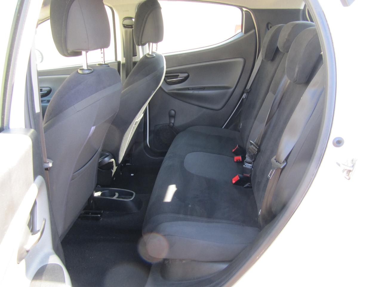 Lancia Ypsilon 1.2 69 CV 5 porte GPL Ecochic Gold