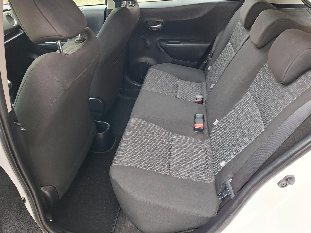 Toyota Yaris 1.0 Lounge *UNICO PROPRIETARIO*