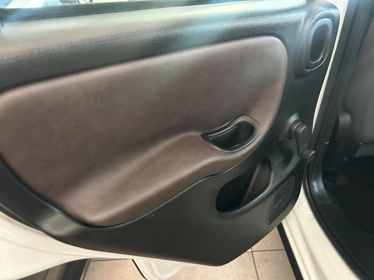 FIAT PANDA CROSS 4X4 1.3 MJ ( 79.000 KM)