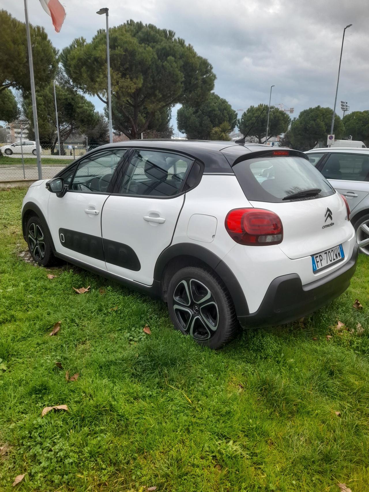 Citroen C3 PureTech 82 Shine