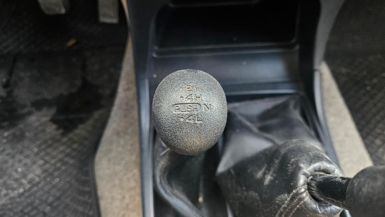 Nissan Terrano II 2.7 125cv 3p. SE (Autocarro)