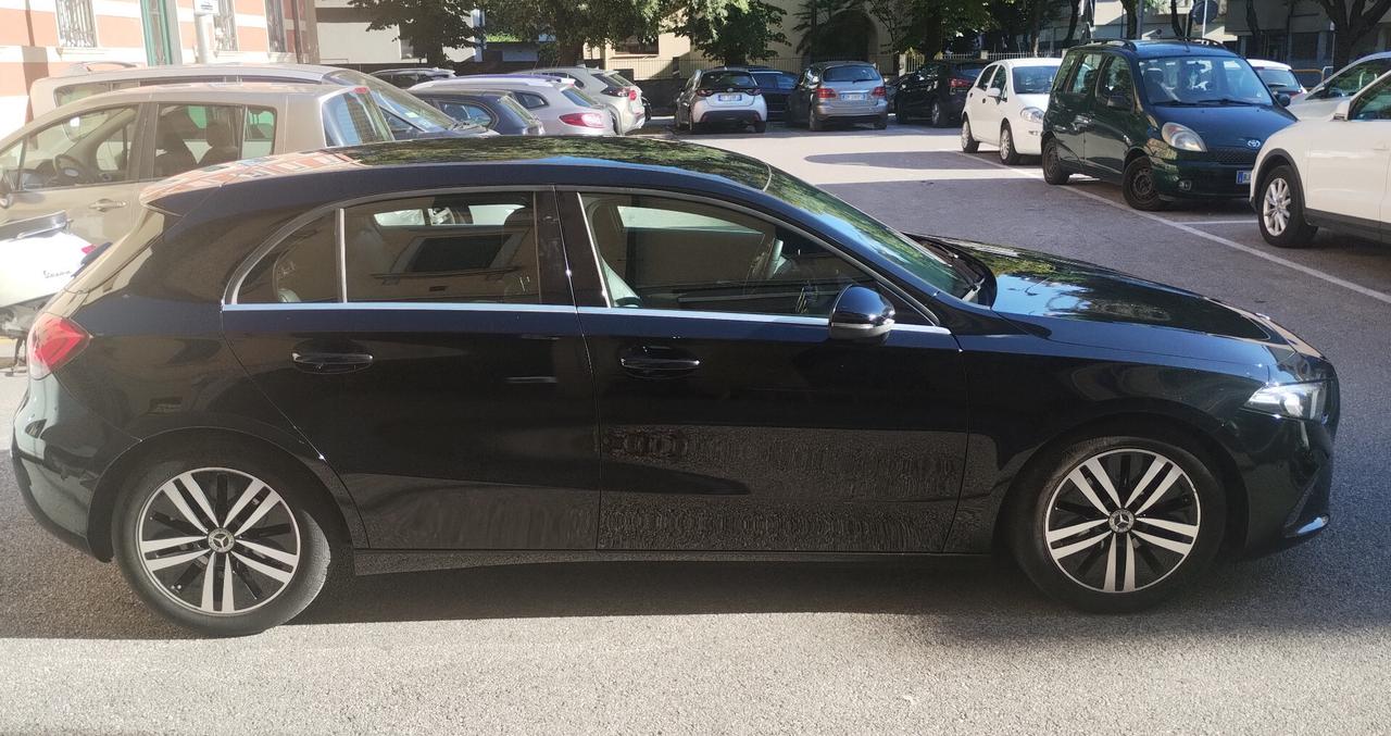 Mercedes-benz A 180 d Automatic Business