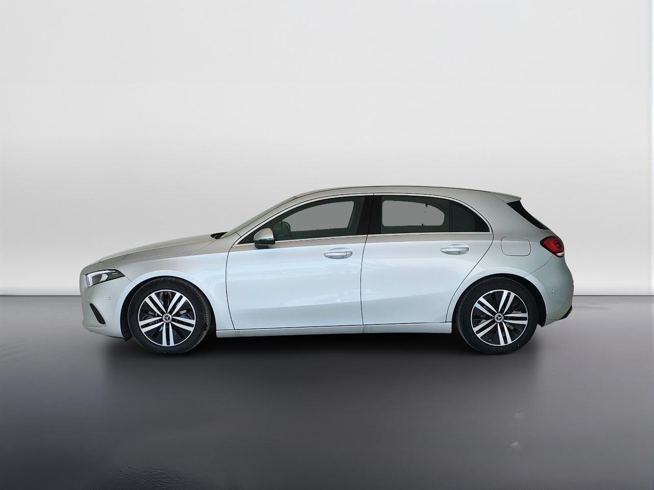 Mercedes-Benz Classe A - W177 2018 - A 180 d Sport auto