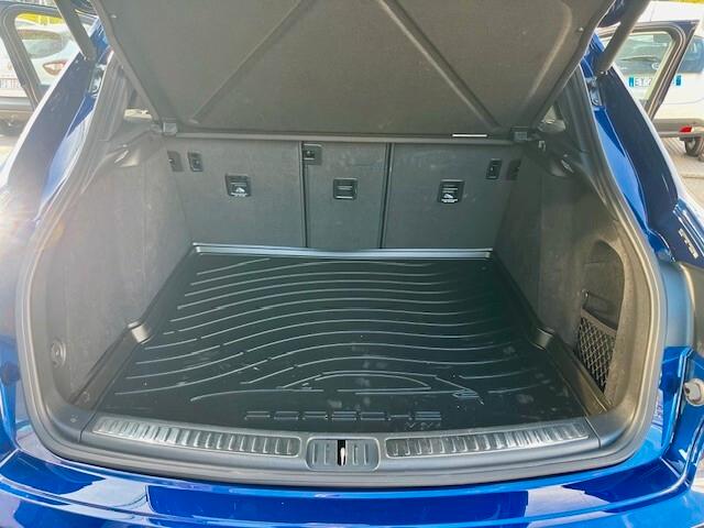 Porsche Macan 2.0 265 CV BENZINA "TETTO APRIB. PANORAMICO / FULL LED / SEDILI SPORTIVI"