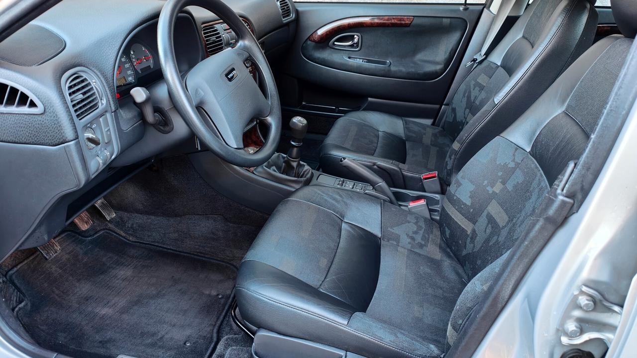 Volvo S40 1.8 16v