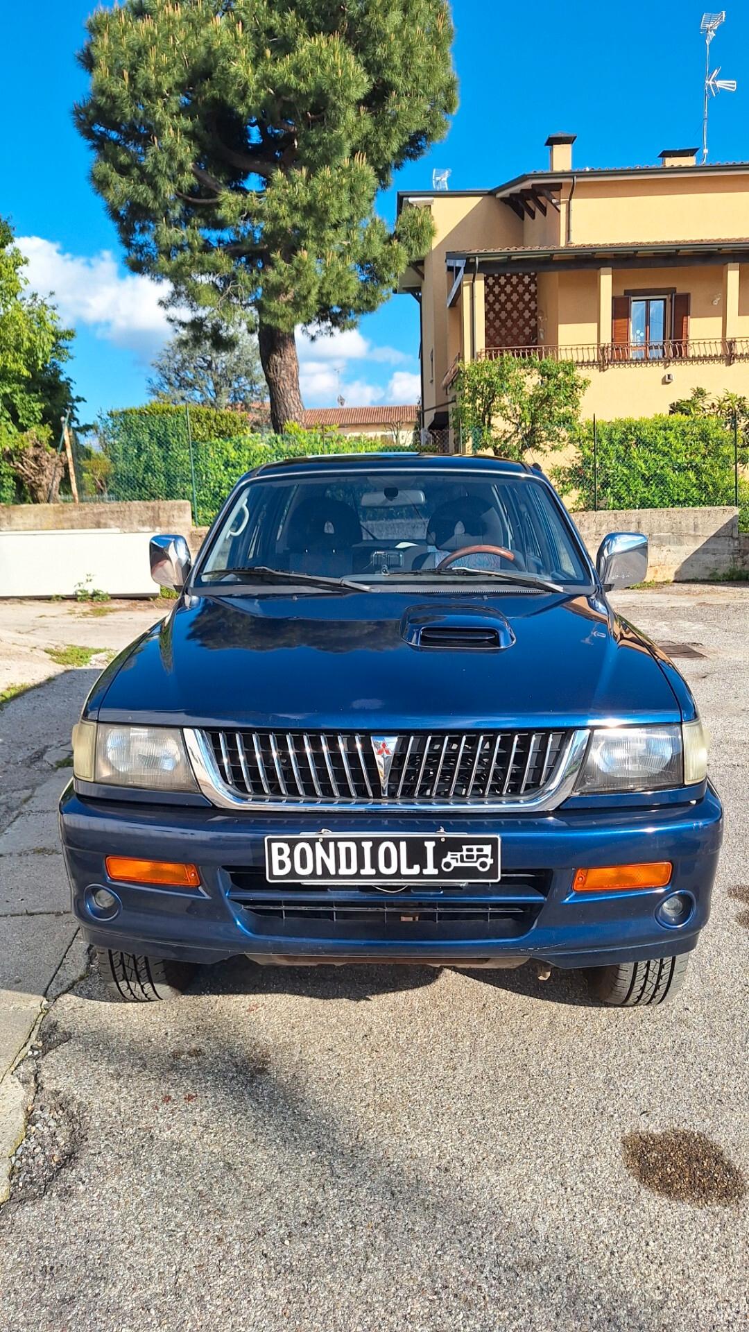 Mitsubishi Pajero Sport Pajero Sport 2.5 TDI GLX