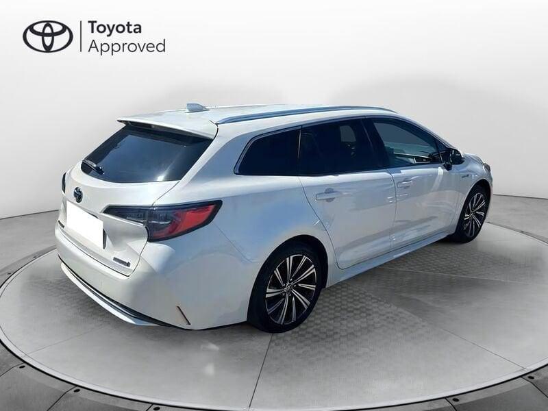 Toyota Corolla TS 1.8 hybrid Style CVT