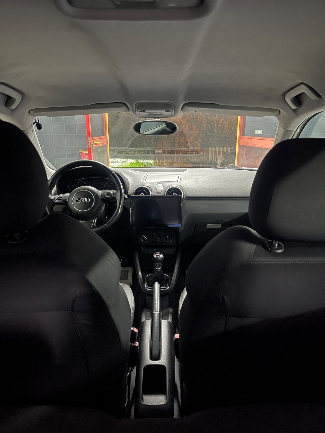 Audi A1 1.6 TDI 90 cv sportback