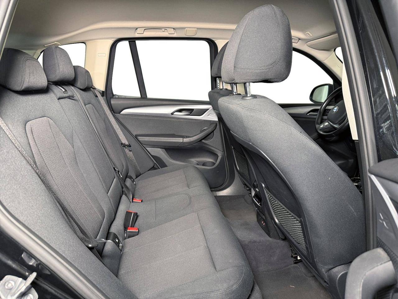 BMW X3 xDrive20d 48V Business Advantage