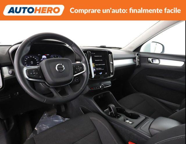 VOLVO XC40 T3 Momentum Pro