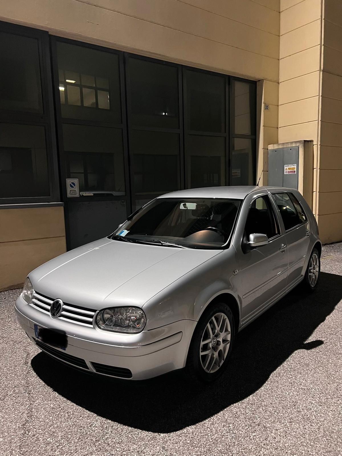 Volkswagen Golf 1.6 16V cat 5 porte Comfortline