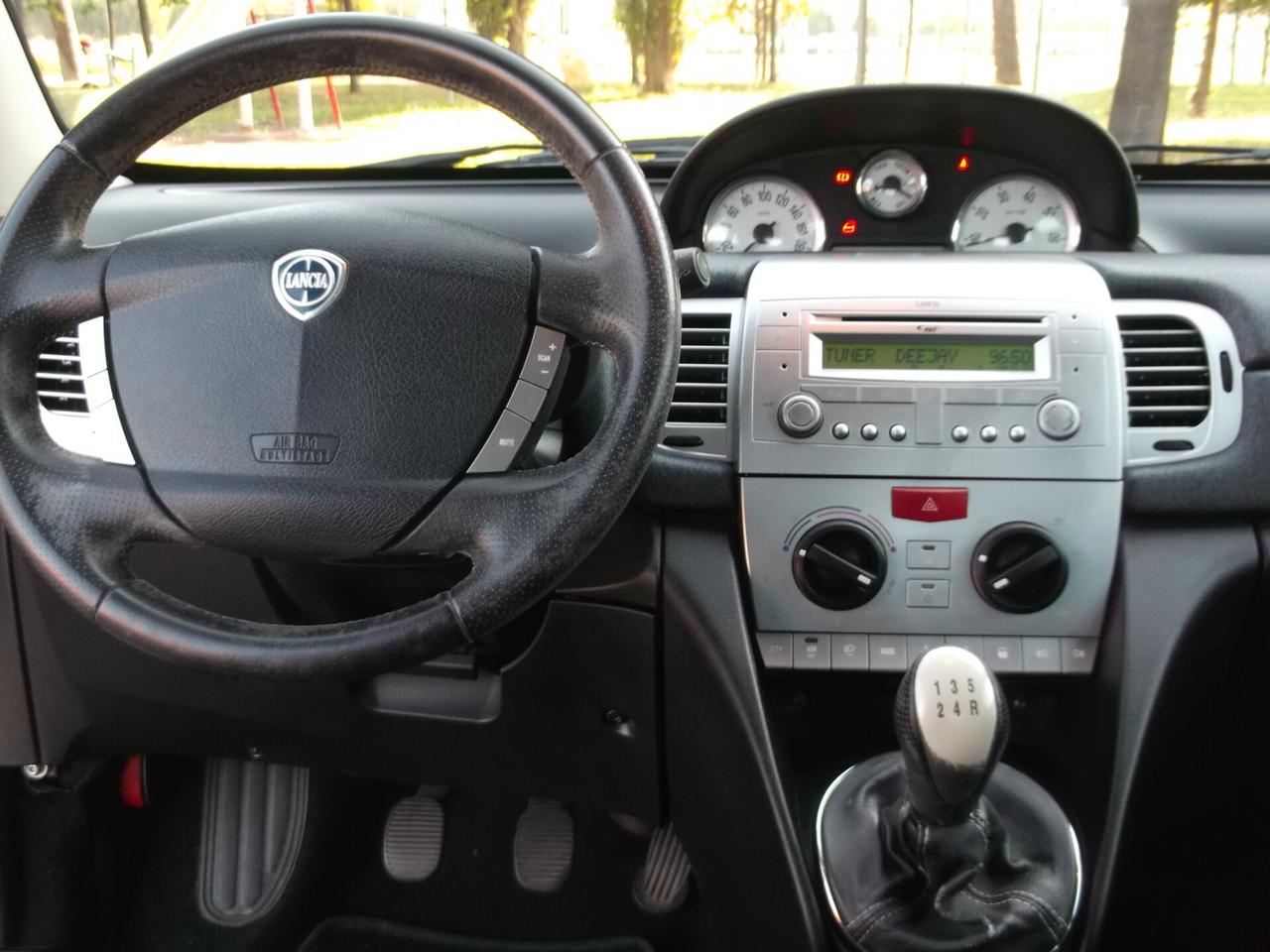 Ypsilon 1.3 MJT Neopatentati 2011