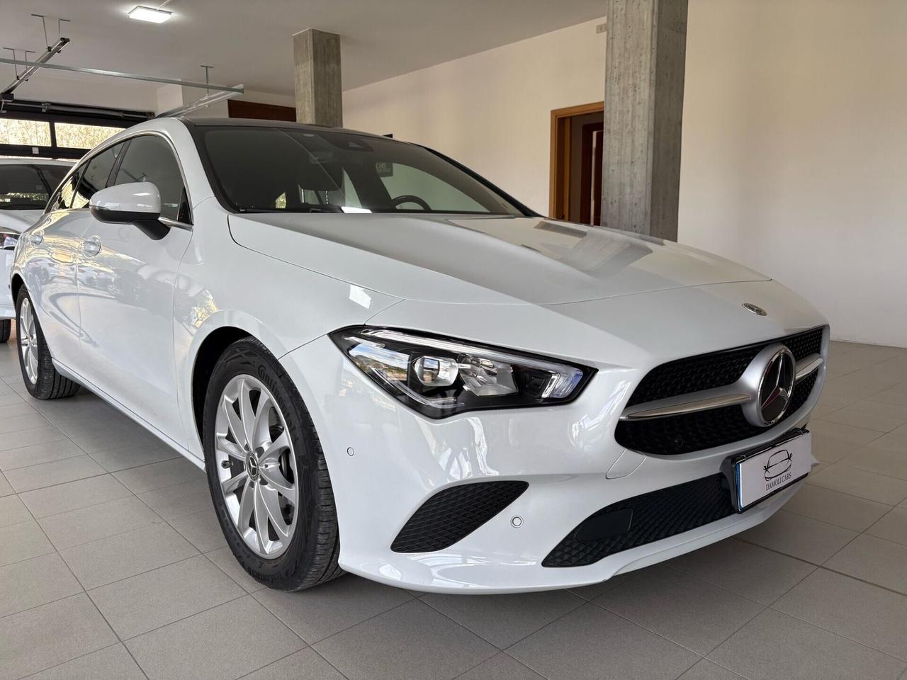 MERCEDES-BENZ CLA 180D SHOOTING BRAKE AUTO TETTO -