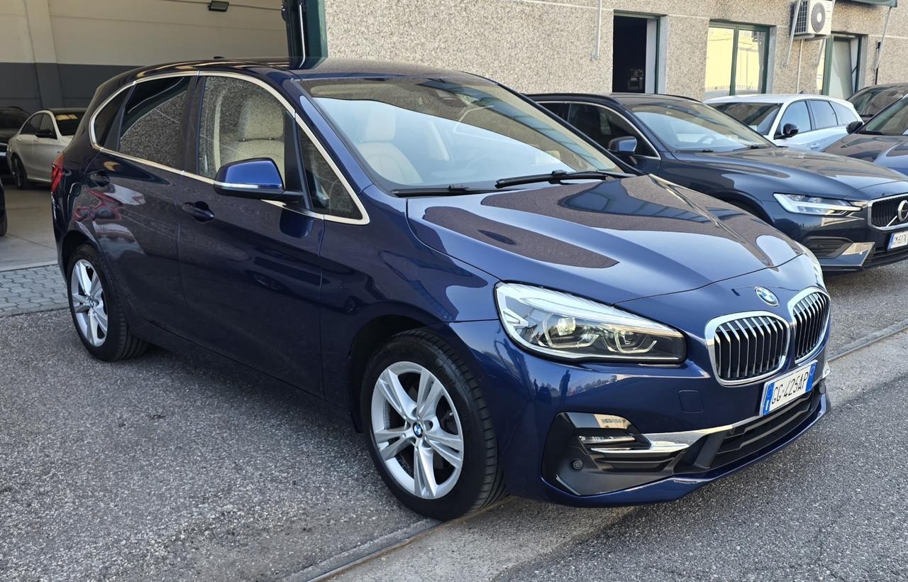 Bmw serie2 Active Tourer 220d Luxury aut. Xdrive 190cv PELLE LED