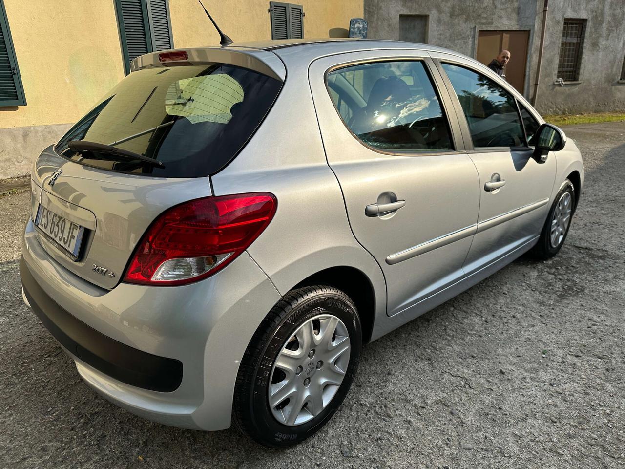 Peugeot 207 Plus 1.4 8V 75CV 5p. ECO GPL
