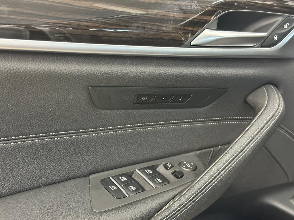 BMW Serie 5 Touring 520 d Mild Hybrid 48V Luxury Steptronic