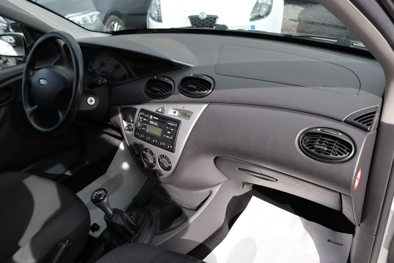 Ford Focus 1.6i 16V cat 5p. Ghia