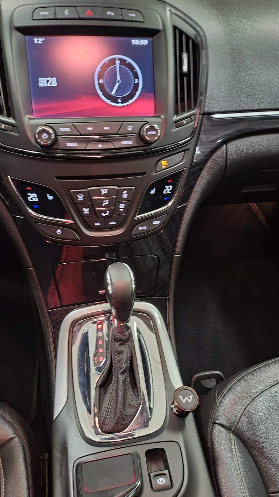 Opel Insignia 2.0 BiTurbo195CV CDTI 4x4 aut. Country Tourer SW