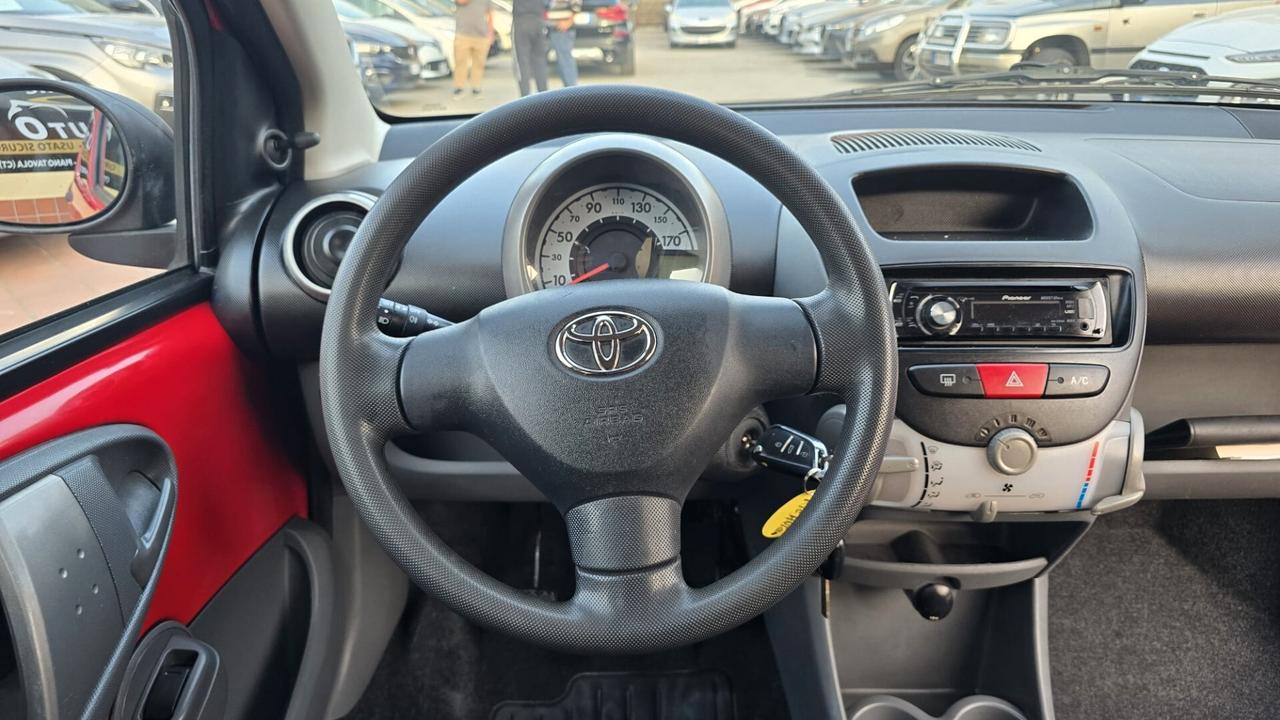 Toyota Aygo 1.0 12V VVT-i 5 porte