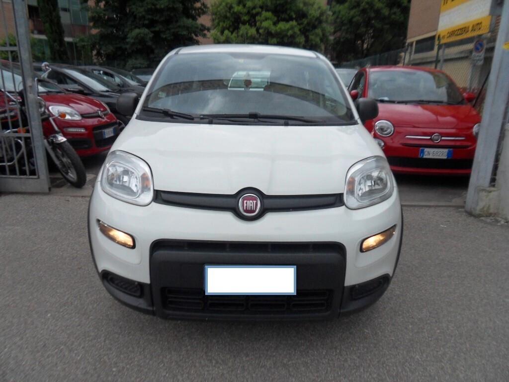 Fiat Panda 1.0 GSE S&S Hybrid Street Van 4 posti