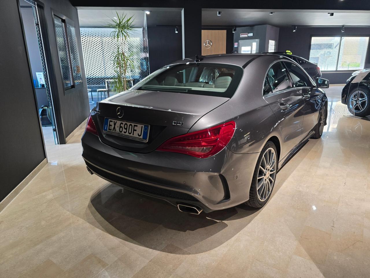 Mercedes-benz CLA 200 CDI Premium