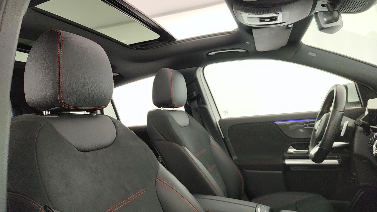 Mercedes-Benz GLA 200 d Premium 4matic auto