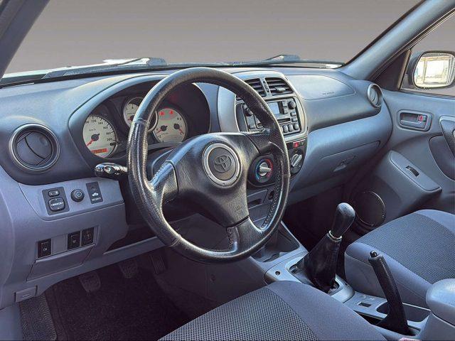 TOYOTA RAV 4 2,0 TDi D-4D
