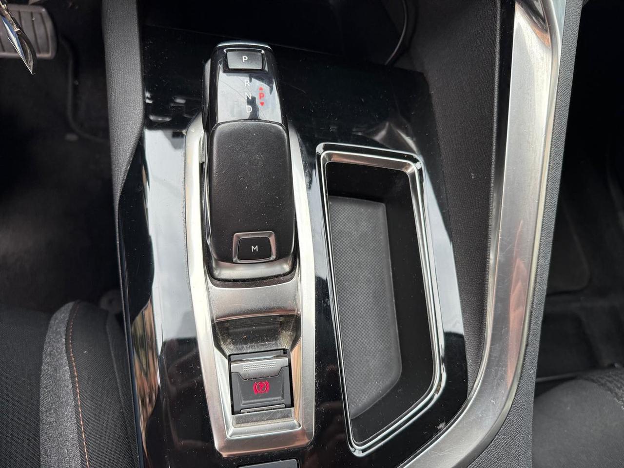 Peugeot 3008 Business 1.5 Blue HDI 130 #5763