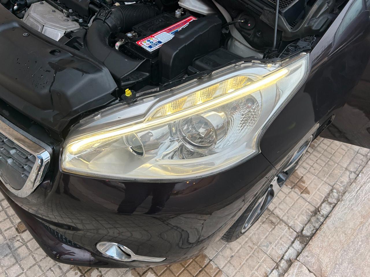 Peugeot 208 1.6 VTi 120 CV 5 porte Allure