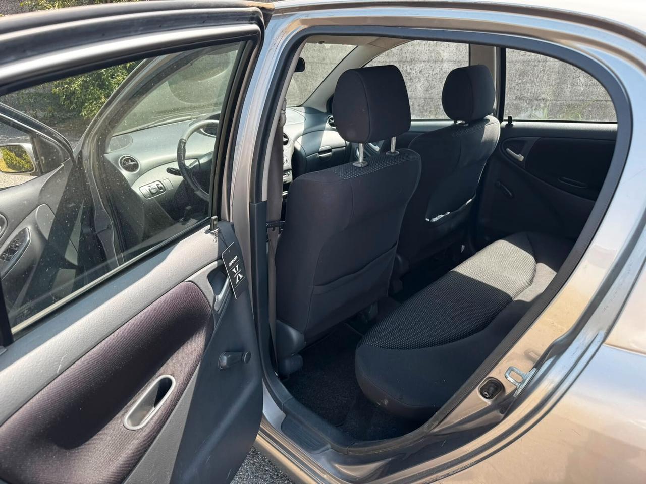 Toyota Yaris 1.5 16V T Sport 5p - 2001 - Rara versione T-Sport