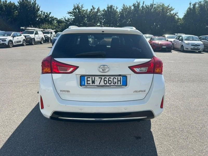 Toyota Auris 1.4 D-4D Lounge