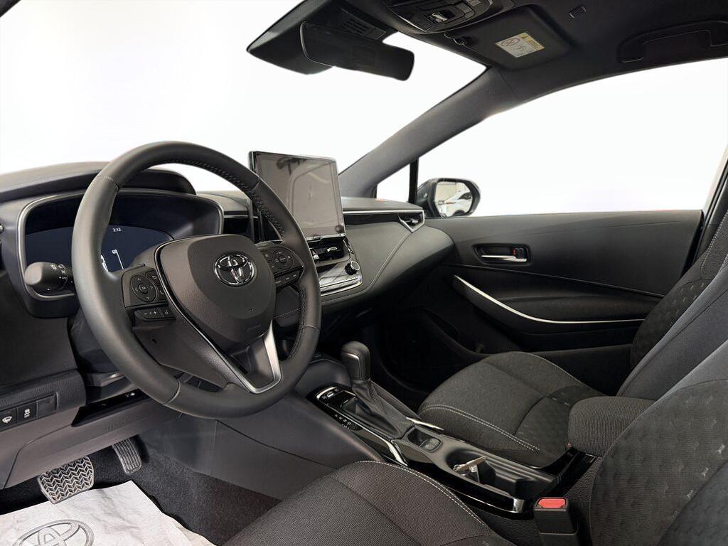 Toyota Corolla Touring Sports 2.0 VVT-i Hybrid Dynamic Force Active CVT