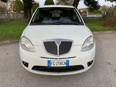 Lancia Ypsilon 1.2 Argento