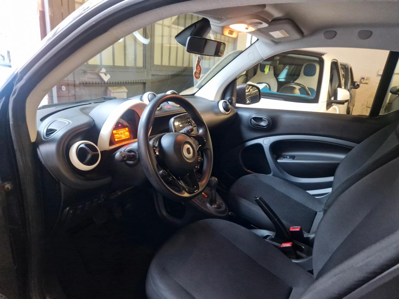 2018 automatica solo 40000km garanzia