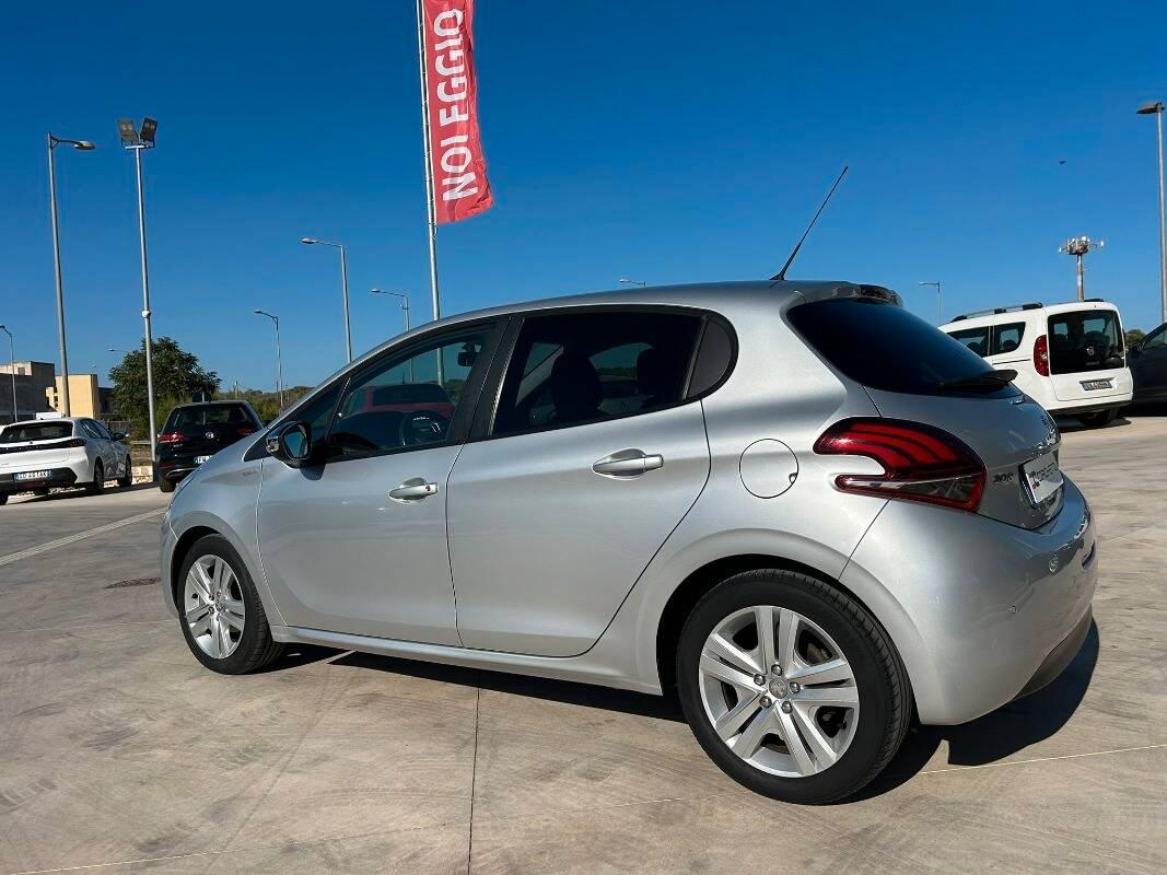 Peugeot 208 1.6 bluehdi Allure 100cv 5p