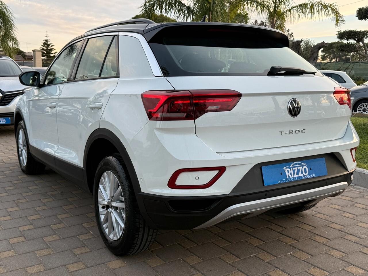 VOLKSWAGEN T-ROC 2.0 TDI SCR 150 CV IQ DRIVE LIFE DSG FULL LED COCKPIT NAVI