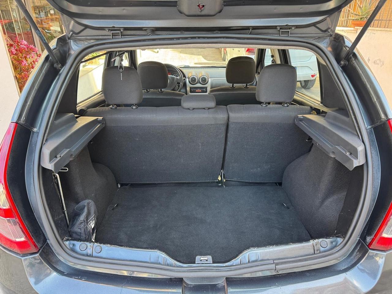 DACIA Sandero Stepway 1.6 8V GPL 85CV