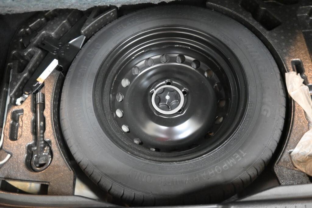 NISSAN QASHQAI MHEV 158CV XTRONIC BUSINESS ( FARI LED - TELECAMERA POST - SENSORI POST. - MIRROR ) KM 13000