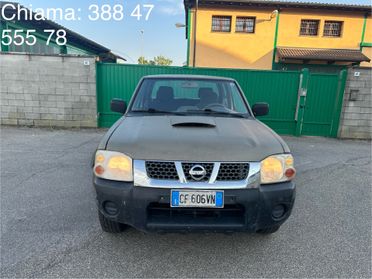 NISSAN PICK-up 4x4