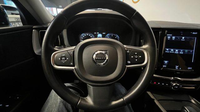 VOLVO XC60 B4 (d) AWD Geartronic Business Plus- PERFETTA