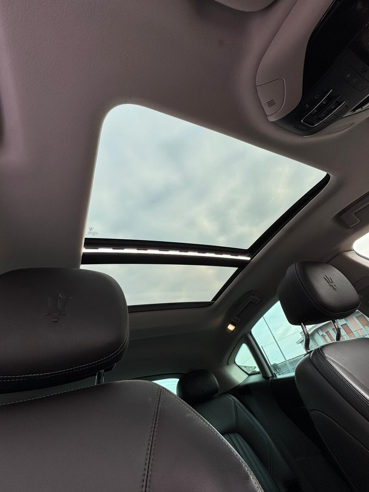 Maserati Levante SQ4 V6 430 CV Granlusso