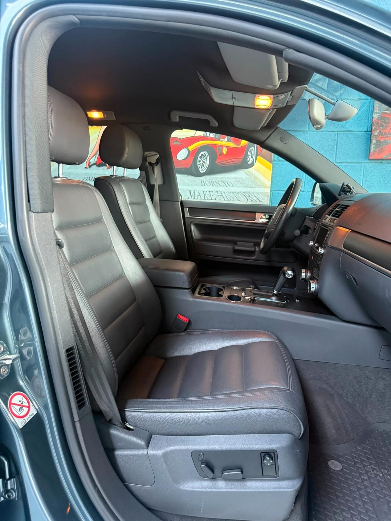 TOUAREG 4.2 V8 GANGIO 3500KG ASI IVA ESPOSTA DISTRIBUZIONE ESEGUITA E CERTIFICATA