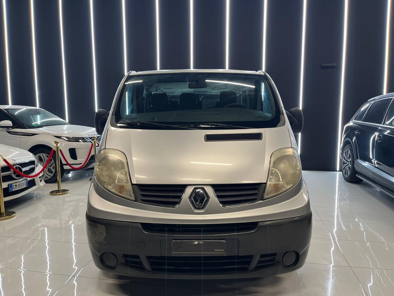 Renault Trafic T29 2.0 dCi/90 PL-TN Passenger Confort 9 POSTI