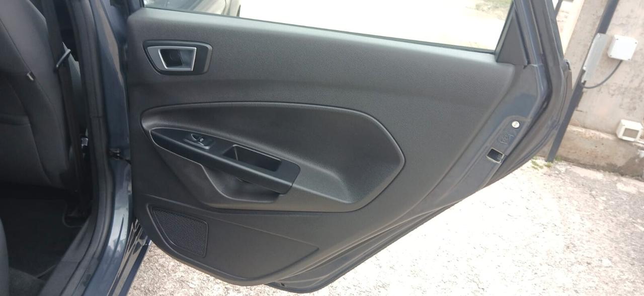 Ford Fiesta 1.2 60CV 5 porte Titanium - 2014