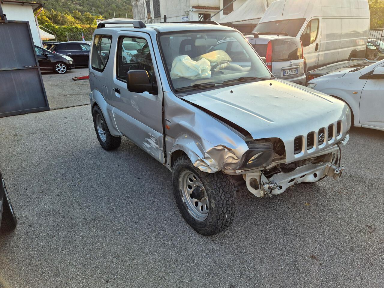 Suzuki Jimny 1.3i 16V cat 4WD JLX