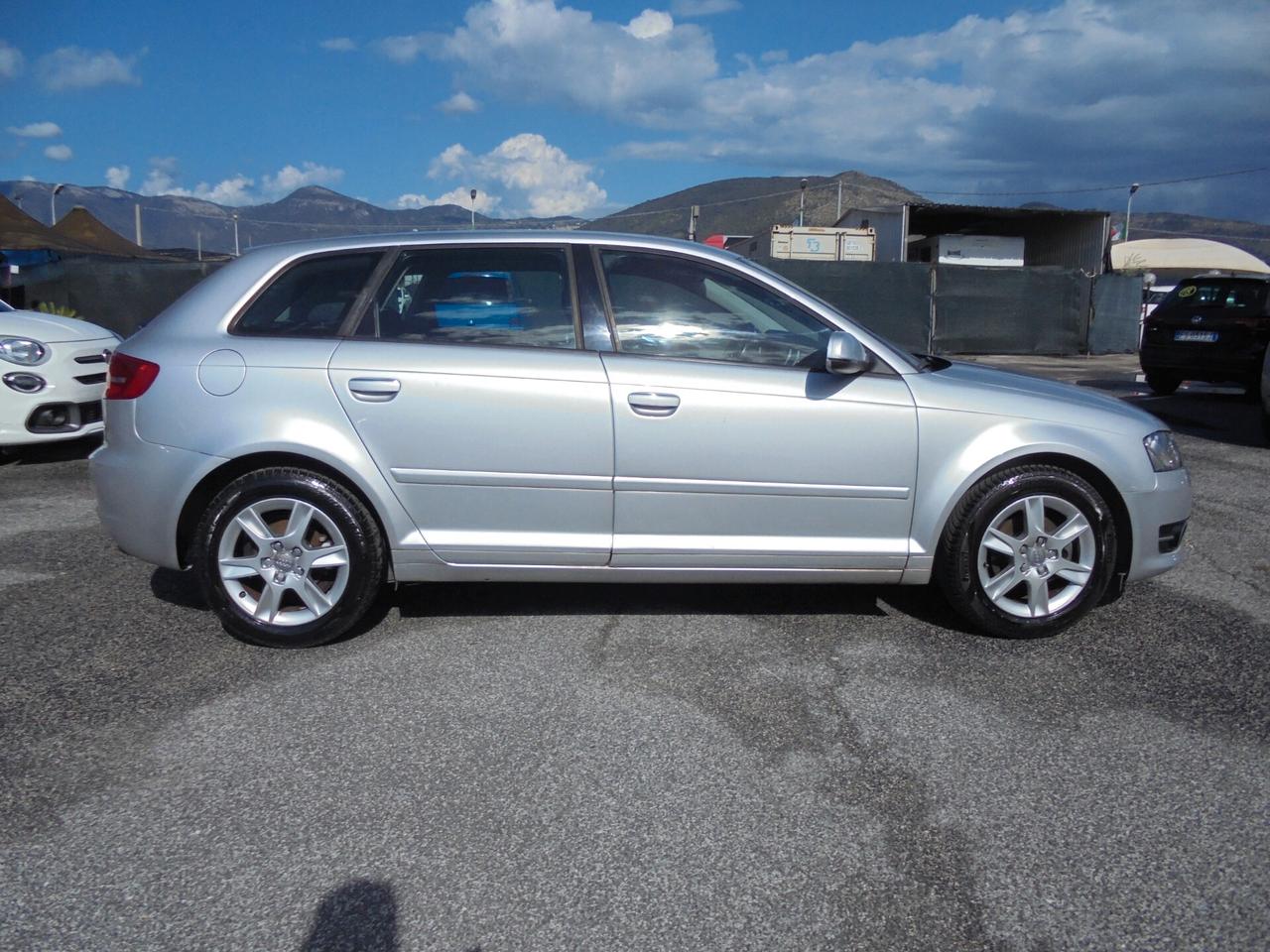 Audi A3 SPB 1.6 TDI 105 CV CR Ambiente