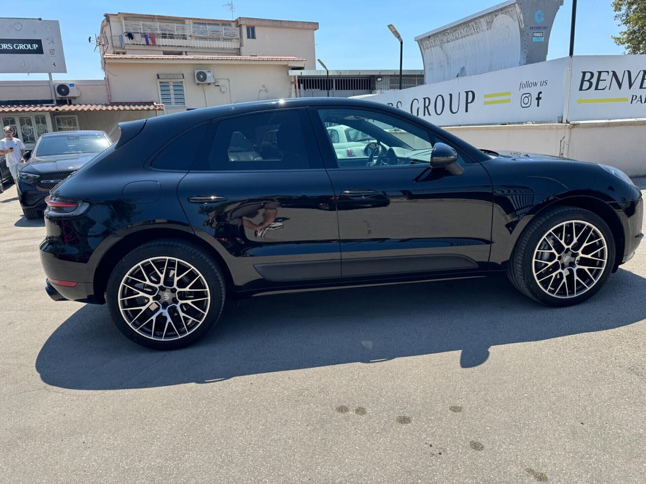 Porsche Macan 2.0 pari al nuovo
