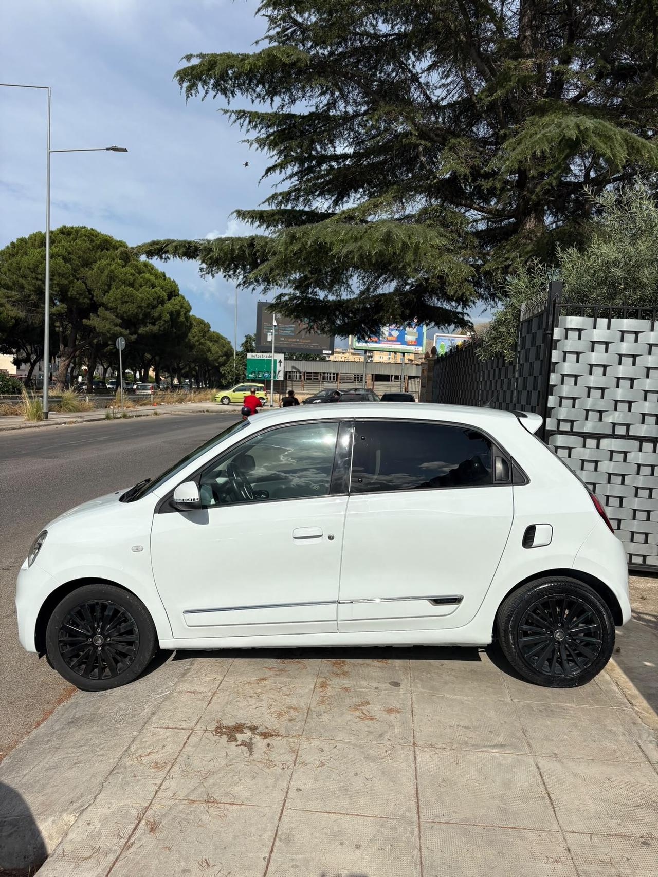 Renault Twingo 1.0 cambio automatico