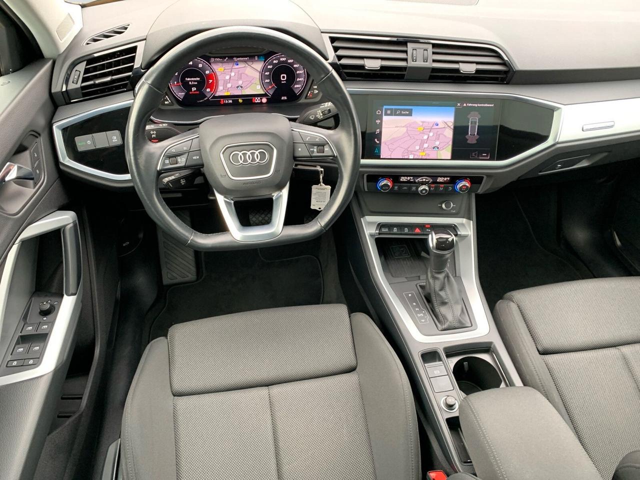 Audi Q3 40 TFSI quattro S tronic S line edition