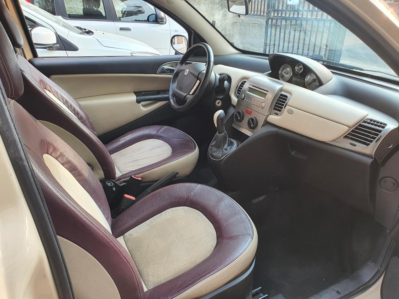 Lancia Ypsilon 1.3 MJT Turbina bassa